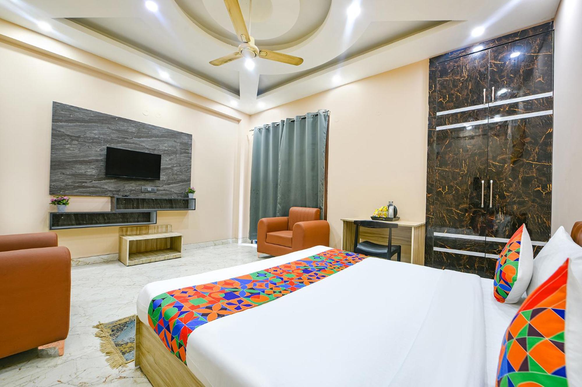 Fabhotel Vibe Нойда Екстер'єр фото
